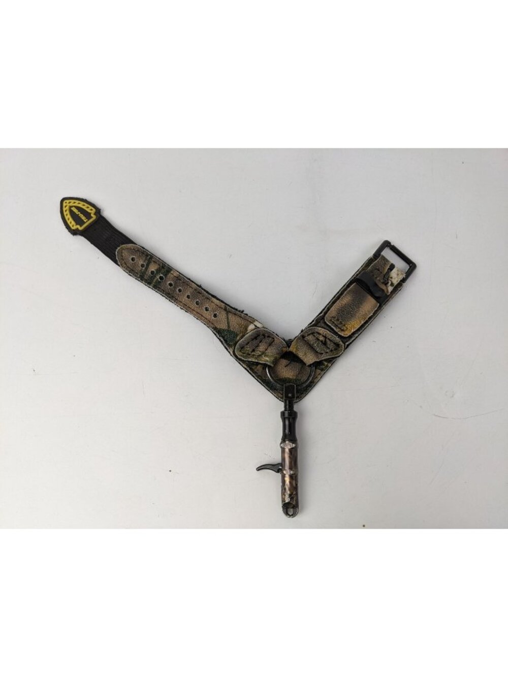 TruFire Edge Buckle Foldback Adjustable Compound Bow Release Camo Trigger